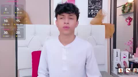 Axel Evanss online show from 01-12-26, 01:49