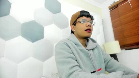 Axel Forte online show from 01-16-26, 01:04