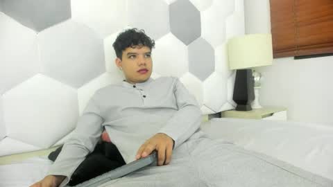 Axel Forte online show from 02-21-26, 01:01