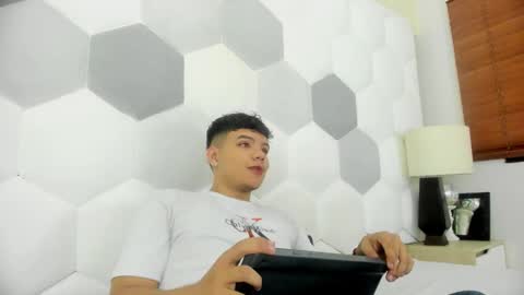 Axel Forte online show from 03-21-26, 02:09