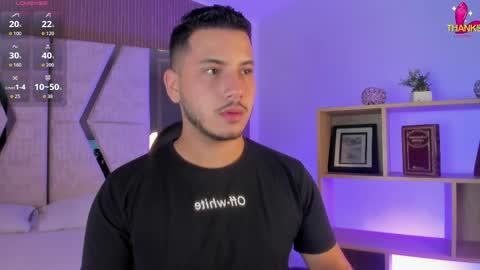 axel_grey_ online show from 06-03-26, 12:41