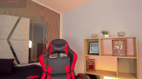 axel_grey_ online show from 07-24-26, 12:58