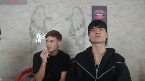 axel_milo_and_kairo online show from 11-19-25, 03:28