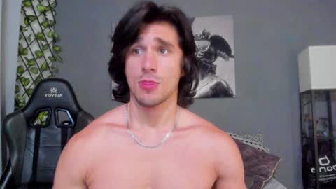 Axel online show from 12-23-24, 12:03