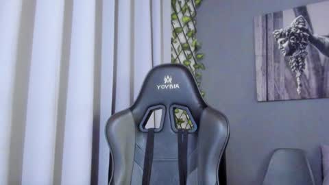 Axel online show from 12-23-24, 09:51