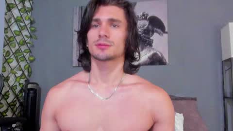 Axel online show from 01-12-25, 08:14