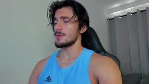 Axel online show from 10-02-25, 03:41