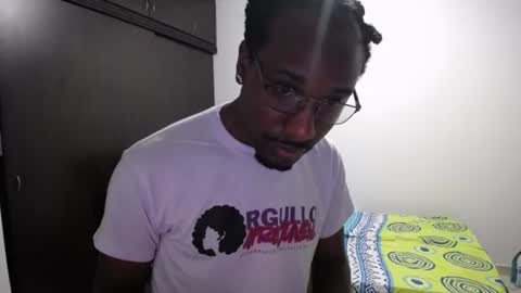 Snapshot of axel_rios_207467 chatting on 06-11-26, 12:32 axel rios online show from 06-11-26, 12:32