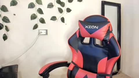 axel_rosse2 online show from 11-23-25, 09:58