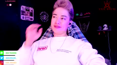 Axel Rouse online show from 10-08-25, 05:43