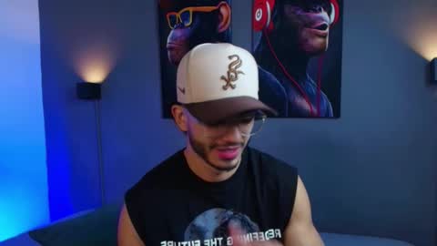 Snapshot of axel_stein03 chatting on 11-06-25, 12:44 axel stein NEW ACCOUNT online show from 11-06-25, 12:44