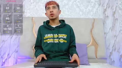 AXEL  online show from 12-22-25, 12:13