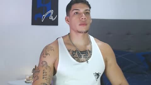 Snapshot of axel_taylor21 chatting on 01-16-25, 04:07 INDEPENDENT MODEL online show from 01-16-25, 04:07