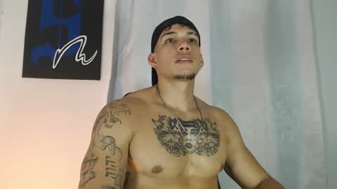 Snapshot of axel_taylor21 chatting on 01-31-25, 07:51 INDEPENDENT MODEL online show from 01-31-25, 07:51