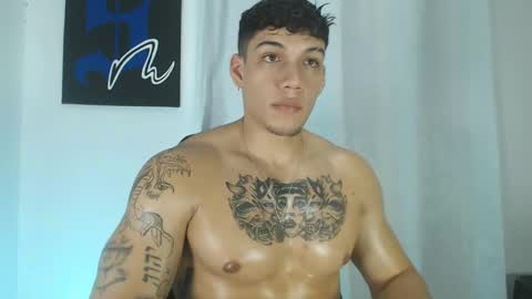 Snapshot of axel_taylor21 chatting on 02-23-25, 01:35 INDEPENDENT MODEL online show from 02-23-25, 01:35