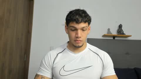 Snapshot of axel_taylor21 chatting on 09-29-25, 01:38 INDEPENDENT MODEL online show from 09-29-25, 01:38