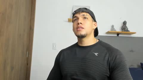 Snapshot of axel_taylor21 chatting on 10-01-25, 04:29 INDEPENDENT MODEL online show from 10-01-25, 04:29