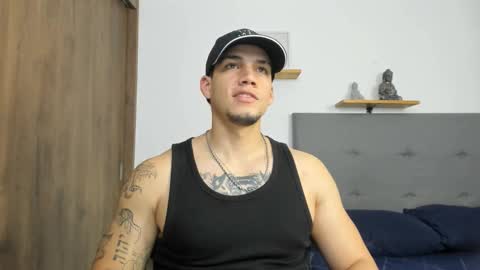 Snapshot of axel_taylor21 chatting on 10-20-25, 06:47 INDEPENDENT MODEL online show from 10-20-25, 06:47