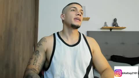INDEPENDENT MODEL  online show from 05-15-26, 02:40