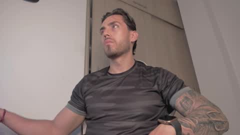 axelblaze_1 online show from 03-13-26, 12:56