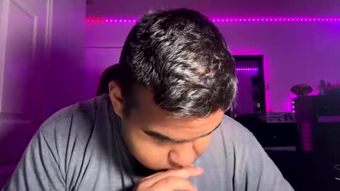 Snapshot of axelfigueroa2 chatting on 11-18-25, 06:56 axelfigueroa2 online show from 11-18-25, 06:56