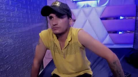 Snapshot of axell_cross2 chatting on 01-30-25, 12:50 Axell Cross2 online show from 01-30-25, 12:50