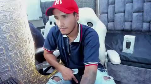 Snapshot of axell_cross2 chatting on 02-07-25, 07:49 Axell Cross2 online show from 02-07-25, 07:49