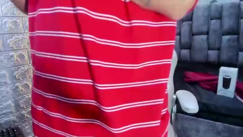 Snapshot of axell_cross2 chatting on 02-13-25, 08:03 Axell Cross2 online show from 02-13-25, 08:03