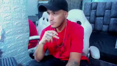 Snapshot of axell_cross2 chatting on 02-23-25, 07:07 Axell Cross2 online show from 02-23-25, 07:07