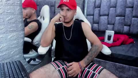 Snapshot of axell_cross2 chatting on 02-25-25, 11:11 Axell Cross2 online show from 02-25-25, 11:11