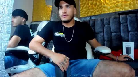 Snapshot of axell_cross2 chatting on 03-01-25, 11:47 Axell Cross2 online show from 03-01-25, 11:47