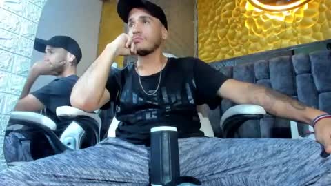 Snapshot of axell_cross2 chatting on 03-02-25, 11:20 Axell Cross2 online show from 03-02-25, 11:20