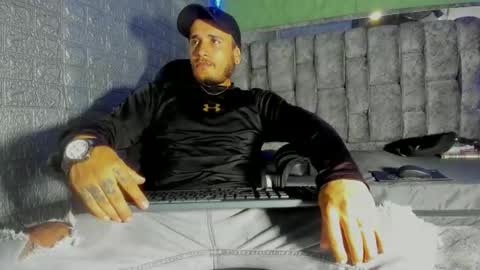 Axell Cross2 online show from 01-08-26, 08:44