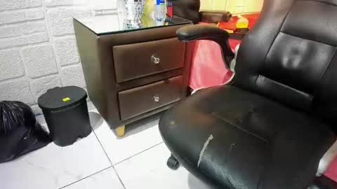 Axell Cross2 online show from 04-21-26, 02:51