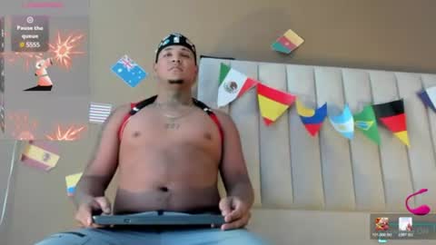 Axell online show from 06-25-26, 11:04