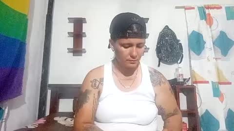 Snapshot of axell_tomboy chatting on 09-18-25, 02:35 Alexandra online show from 09-18-25, 02:35