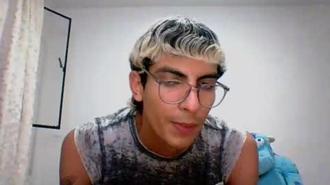 Axel  online show from 12-06-24, 06:15