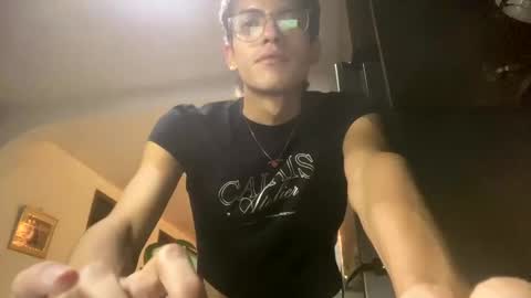 Axel  online show from 12-30-24, 06:53