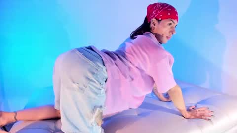 Snapshot of axellcollins chatting on 02-08-25, 02:36 im your little femboy  ALEX   online show from 02-08-25, 02:36