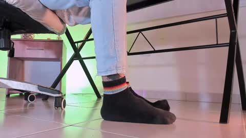 Snapshot of axellcollins chatting on 09-27-25, 05:45 im your little femboy  ALEX   online show from 09-27-25, 05:45