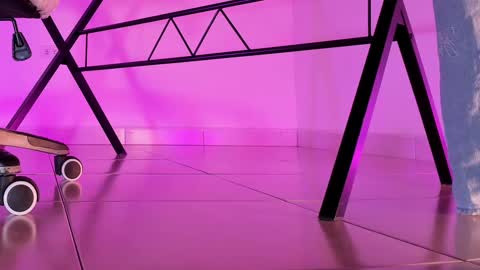 Snapshot of axellcollins chatting on 10-02-25, 03:02 im your little femboy  ALEX   online show from 10-02-25, 03:02