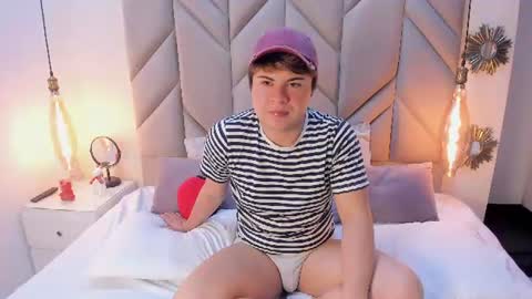 Snapshot of axellcullen chatting on 07-13-26, 03:53 Axell online show from 07-13-26, 03:53