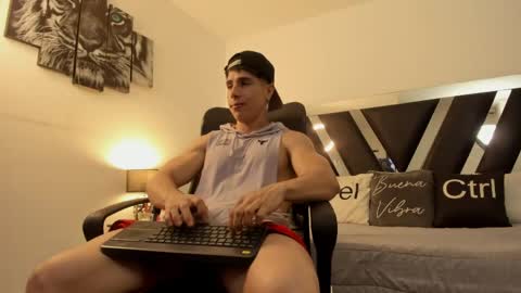 axelmartinezz online show from 04-23-26, 09:39
