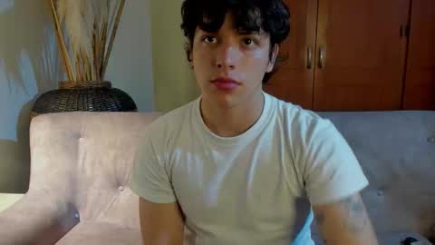 Axel Raven online show from 09-18-25, 05:48