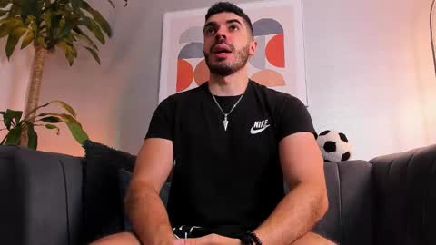 Axel Thompsom online show from 11-23-25, 11:54