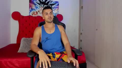 Axel online show from 11-25-25, 05:57