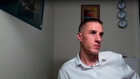 Axl online show from 10-07-25, 06:16