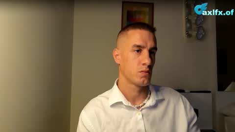 Axl online show from 10-20-25, 09:37