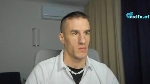 Axl online show from 04-21-26, 08:44