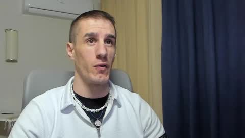 Axl online show from 04-25-26, 01:08